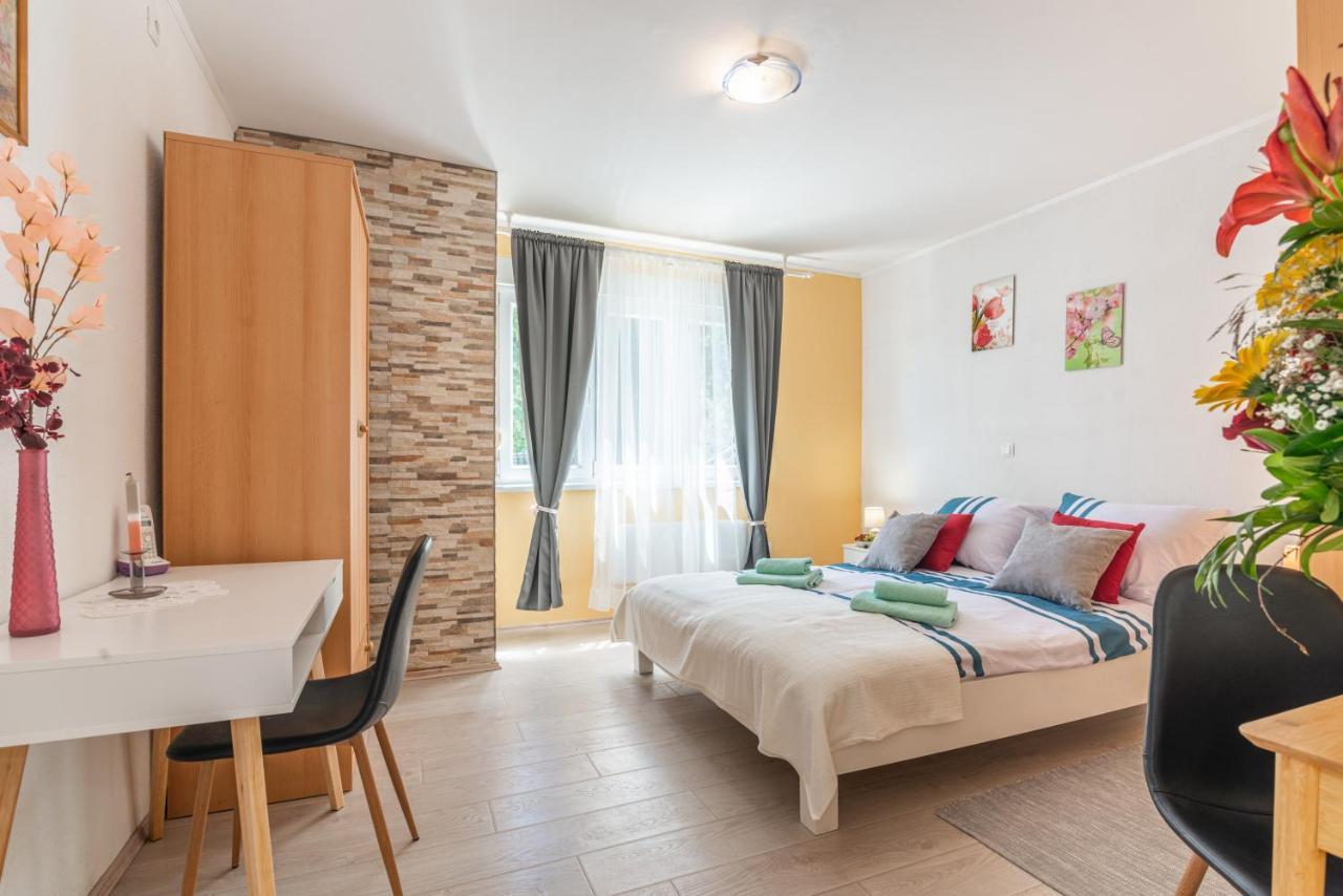 Apartman Sandra Rijeka Eksteriør billede